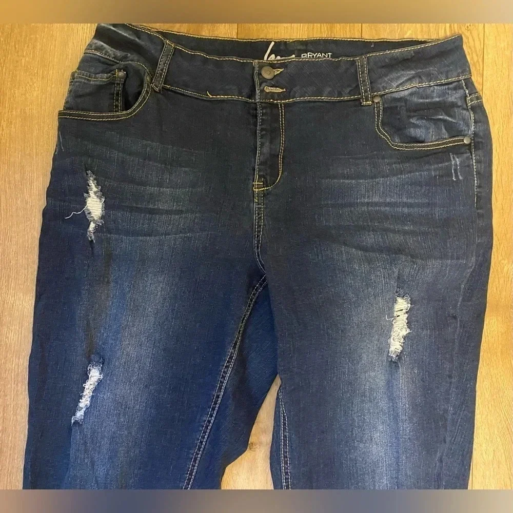 Lane Bryant | Distressed Jeans | Size 18 [B3]